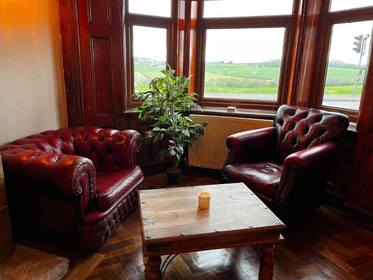 The Renishaw Rooms Buitenkant foto